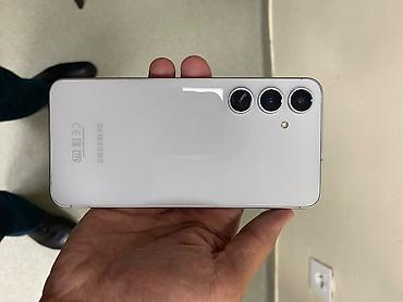 samsung note 10: Samsung Galaxy S24 FE, 256 GB — 1