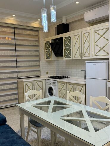 Yeni tikili: 4-cü mikrorayon, 3 otaqlı, Yeni tikili, m. Memar Əcəmi, 63 kv. m — 3