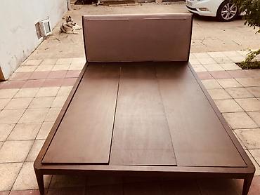 Çarpayılar: İşlənmiş, İkinəfərlik çarpayı, Bazalı, Matras ilə, İtaliya — 3