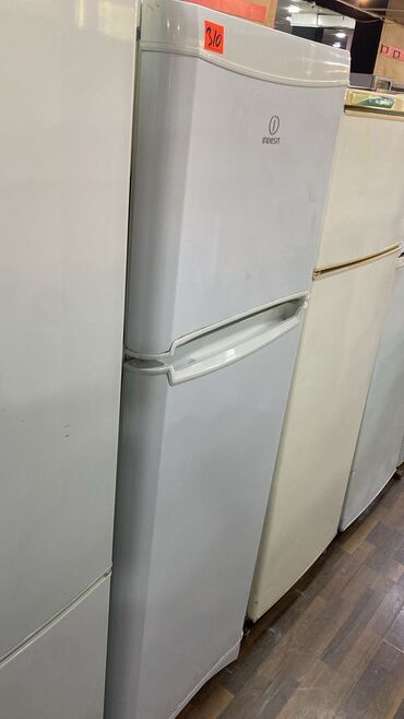 Soyuducular: 2 qapılı Indesit Soyuducu Satılır, rəng - Ağ