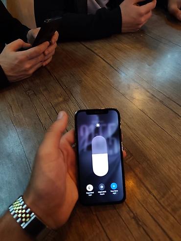 телефон fly li lon 3 7 v: IPhone 12, Черный, Face ID — 8