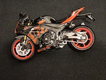 Figurice i makete: Motor SUZUKI GSX-R1000R 2021 1:12 - NOVO NOVO! Vrhunski odradjen — 11