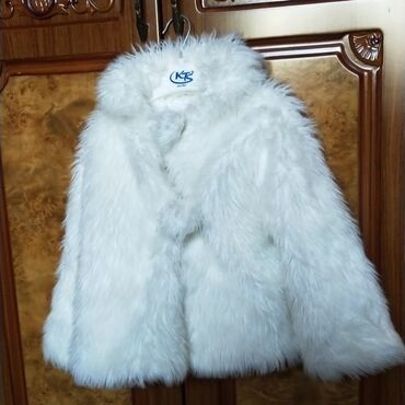 палто: Пальто цвет - Белый