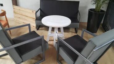 Setovi stolova i stolica: Izrada nameštaja za ugostiteljstvo Specijalizovani smo za izradu na lalafo.rs — 3 Setovi stolova i stolica: Izrada nameštaja za ugostiteljstvo Specijalizovani smo za izradu — 3