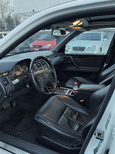 Mercedes-Benz: Mercedes-Benz E-Class: 1999 г., 3.2 л, Автомат, Бензин, Седан — 8