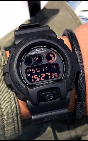 мужское партмоне: G-SHOCK, часы, устанавливающие стандарты прочности для хронометража