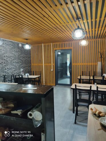 аренда кафе в бишкеке: Сдаю в аренду действующую не большую столовую, 16-20 посадочных мест