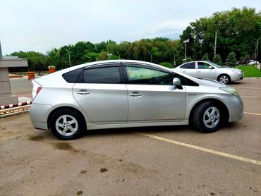 Toyota: Toyota Prius: 2013 г., 1.8 л, Автомат, Гибрид, Седан