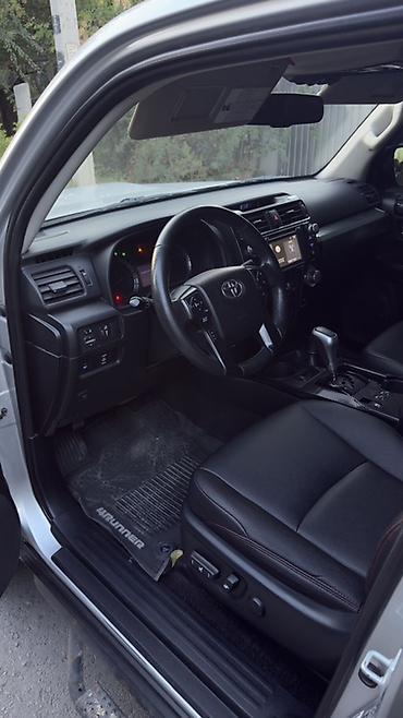 Toyota: Toyota 4Runner: 2018 г., 4 л, Бензин, Внедорожник — 10