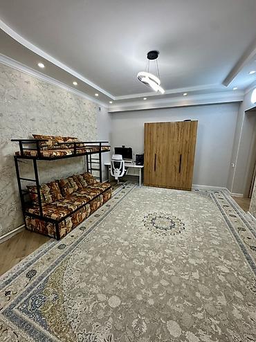 Долгосрочная аренда домов: 200 м², 8 комнат, Евроремонт, Лоджия, Парковка — 25