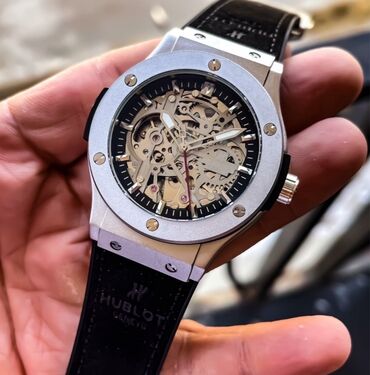 радо часы: HUBLOT 
механика 
мужские часы 
+ каробка 😍😍😍