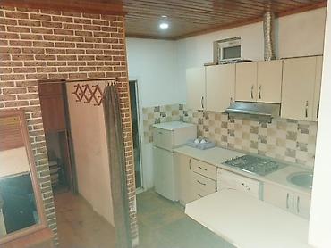 Mətbəx mebeli: 400 azn komunal ayrı

2 və 3 nəfərdən artıq olmasın

Qizlar — 1