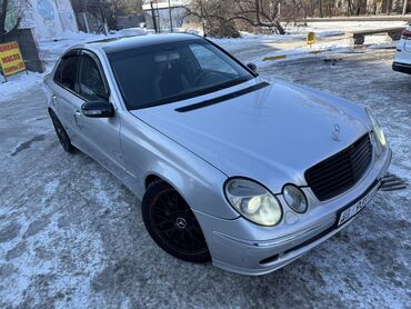 Mercedes-Benz: Mercedes-Benz E-Class: 2003 г., 5 л, Автомат, Бензин, Седан