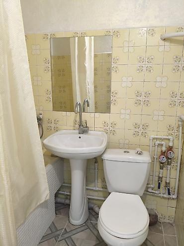56: 1 комната, 33 м², Кудайберген авторынок 104 серия, 3 этаж, Свежий ремонт — 2
