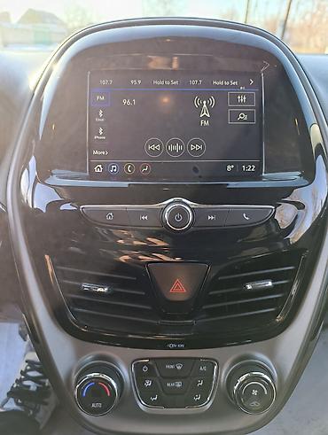 Chevrolet: Chevrolet Spark: 2020 г., 1 л, Вариатор, Бензин, Хэтчбэк — 20