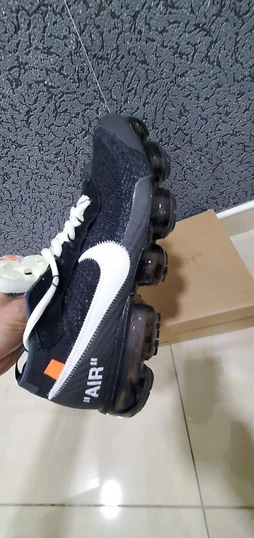 Patike: Nike x Off-White Air Vapormax (c. 2017) - Model: Air Vapormax — 5