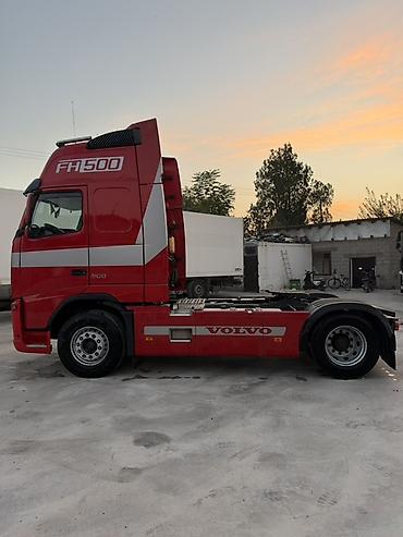 Тягачи: Тягач, Volvo, Тентованный — 4