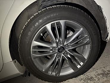 Шины и диски: Зимние автомобильные шины 215/55 R17 94H, направленный рисунок — 5