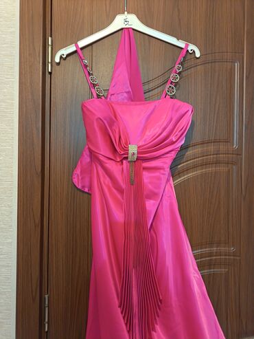 Ziyafət donları: Ziyafət donu, Maksi, M — 1