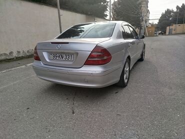 Mercedes-Benz: Mercedes-Benz E-Class (W211) sedan - Gümüş rəng, 4 qapı, klassik — 6