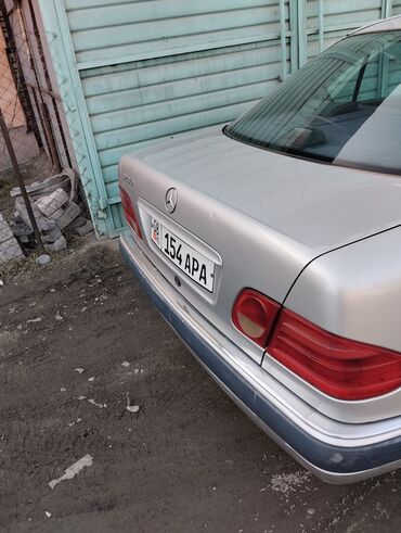 лобовое стекло на мерс 124: Mercedes-Benz E-Class: 1997 г., 0.2 л, Автомат, Бензин, Седан