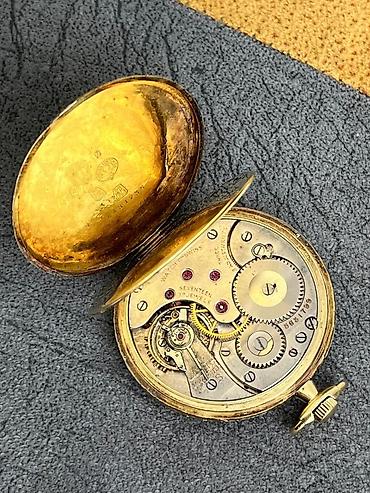omega: Omega cib saatı – mexaniki, qurmalı - Brend və model: Omega (lövhədə — 2
