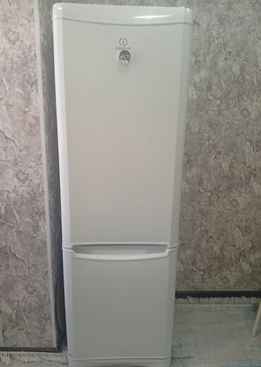 Audio: İşlənmiş 2 qapılı Indesit Soyuducu Satılır