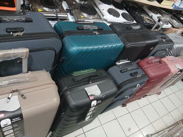 Çamadanlar: Billa sərnişin çamadanları – 3-lü dəst - Material: 100% ABS sərt — 24