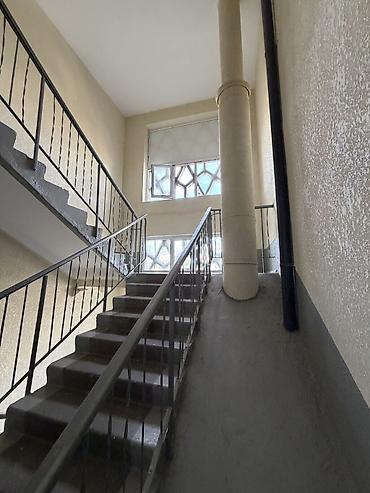 Квартиры: 1 комната, 39 м², Восток-5 мкр Индивидуалка, 9 этаж, Старый ремонт — 3
