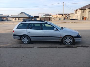 Toyota: Toyota Avensis: 2002 г., 1.8 л, Механика, Бензин, Универсал