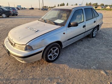 нексия машина: Daewoo Nexia: 1999 г., 1.5 л, Механика, Бензин, Седан