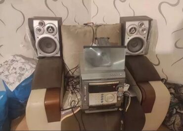 Audio: Samsung musiqi mərkəzi babat sesi var və babat bassi var normal