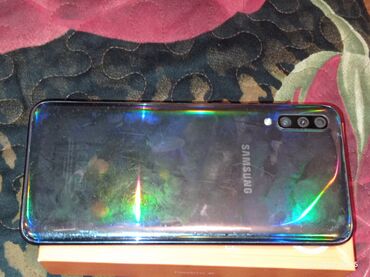 Samsung A70, Б/у, 128 ГБ, цвет - Зеленый