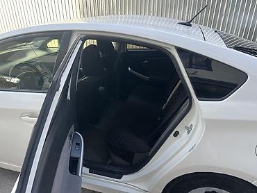 prius tuning: Toyota Prius: 2014 г., 1.8 л, Вариатор, Гибрид, Хэтчбэк — 7