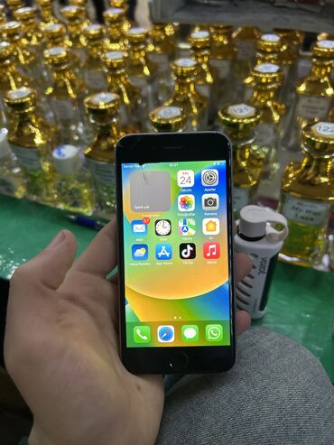 ayfon telefon zengleri: IPhone 6s, 16 GB, Gümüşü, Barmaq izi