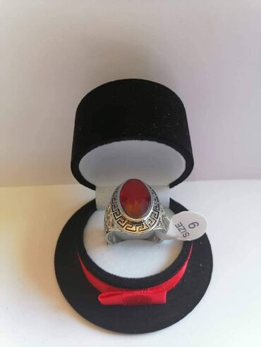 Prstenje: Cena: 1100din
Veličina 8 9 10 — 2