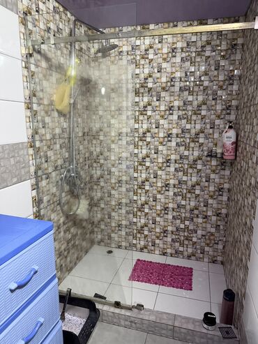 Продажа домов: Полдома, 140 м², 5 комнат, Собственник — 12