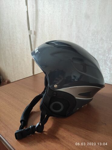 шлем вело: Продаю Эргономичный шлем. Внутри есть мягкая, теплая и