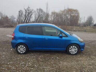 Honda: Honda Fit: 2003 г., 1.3 л, Вариатор, Бензин, Хэтчбэк — 5