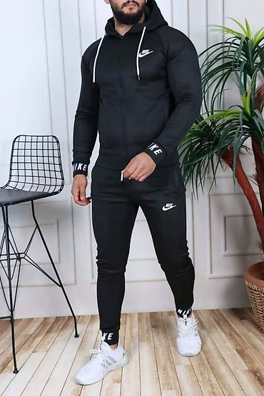 hugo: M,L,XL,XXL, veličine za samo 3900 din
pb — 1