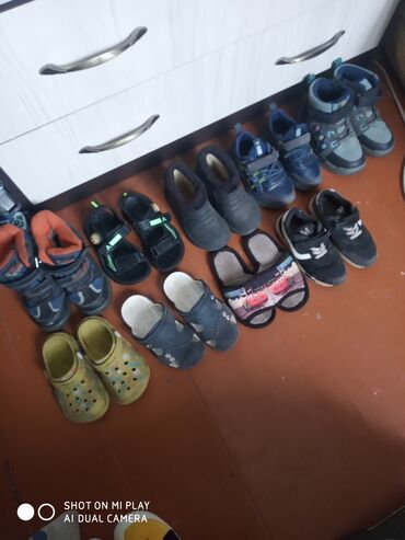 белорусская обувь: Обувь размеры ботинки,голоши,двое ботас28р ботики шлепки,тапочки