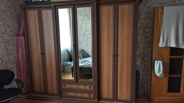 siyirməli şkaf: Açılan, 6 qapı Düz dolab, Qarderob, paltar dolabı