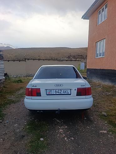 продажа субару аутбек: Audi A6: 1993 г., 2.6 л, Механика, Бензин, Седан — 4