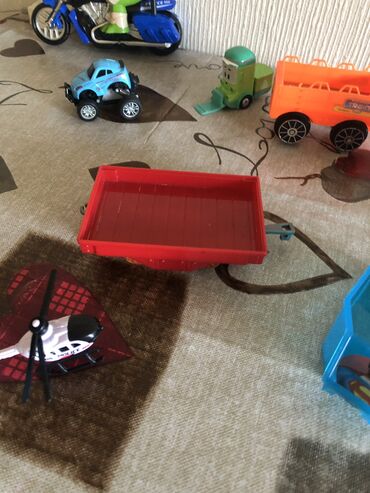 Oyuncaqlar: 13 azn hamisi — 11