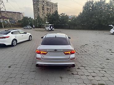газ на афто: Kia K5: 2020 г., 2 л, Автомат, Газ, Седан — 8