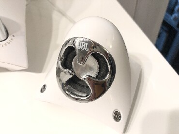 Zvučnici i stereo sistemi: JBL zvucnici sa subwoofer-om za kompjuter, uvoz CH — 5