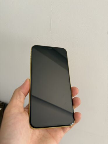 айфон 11 128gb: IPhone 11, Колдонулган, 128 ГБ, Сары, Кабель, Куту, Каптама, 72 %