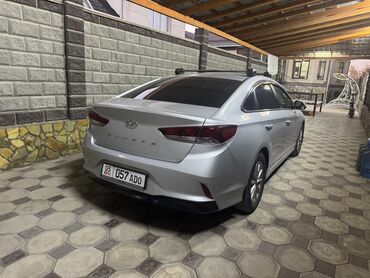 фары на сонату: Hyundai Sonata: 2018 г., 2 л, Автомат, Бензин, Седан