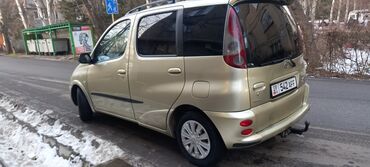Toyota: Toyota Yaris Verso: 2000 г., 1.5 л, Механика, Бензин, Кроссовер — 5