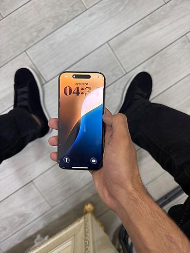 iphone 12 pro max en ucuz: IPhone 16 Pro, Qızılı, Simsiz şarj — 4